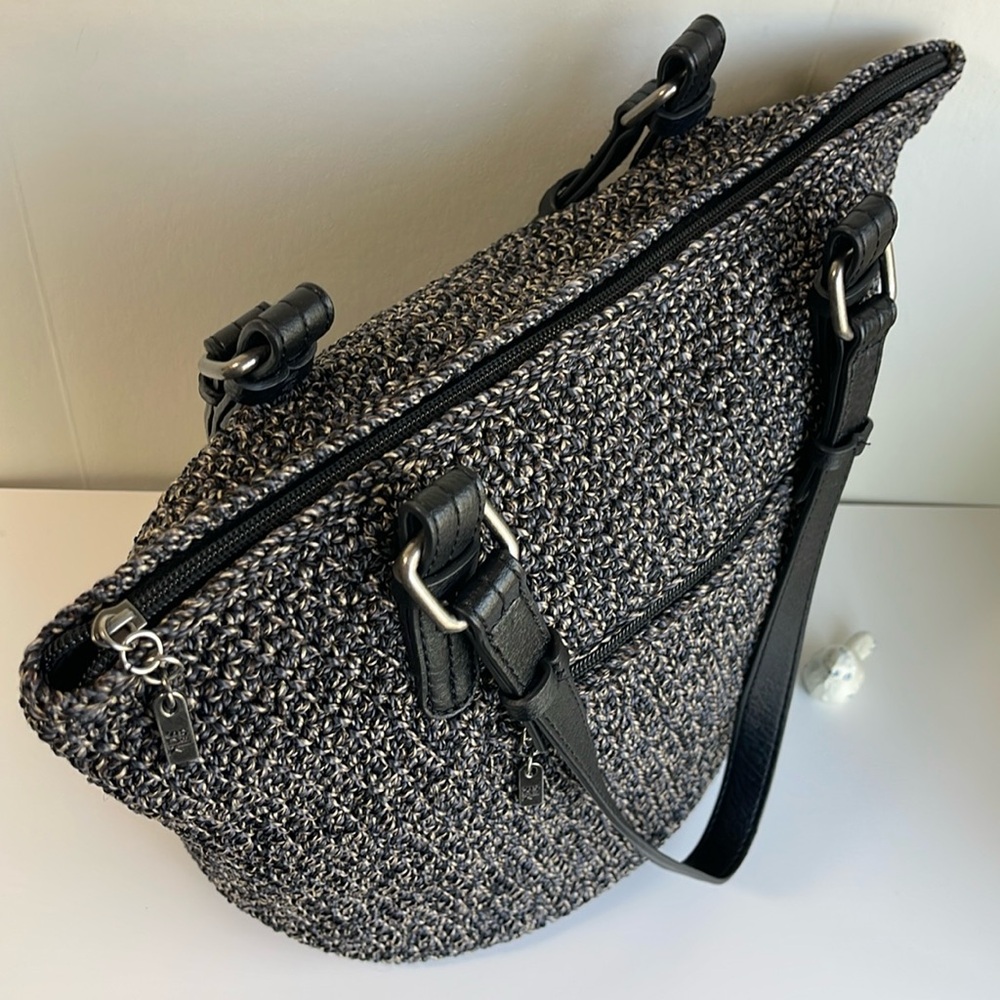 The Sak Shoulder Crossbody - Picture 5 of 16